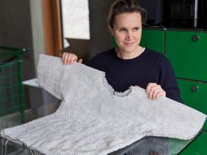 İNCİ SİHİRBAZI: MELANIE GEORGACOPOULOS