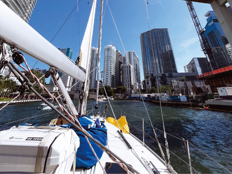 Yelkenliyle  MIAMI’DEN BAHAMALAR’A