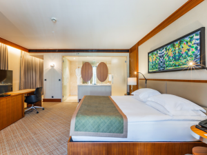 Konfor ve Lokal Deneyimin Buluşması  DİVAN ADANA